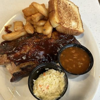 Blues City Cafe - Half rack of BBQ ribs w/ slaw & beans - Southern Near Me - Memphis, Tennessee