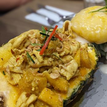 Koh Lipe - Pineapple Curry Chicken with Coconut Sticky Rice - Thai Near Me - Scarborough, Ontario Koh Lipe - Pineapple Curry Chicken with Coconut Sticky Rice - Thai Near Me - Scarborough, Ontario