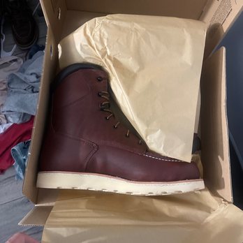 Red Wing - Shoe Stores Near Me - Whittier, California