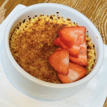 Town Hall - Vanilla Crème Brûlée - New American Near Me - Jacksonville, Florida Town Hall - Vanilla Crème Brûlée - New American Near Me - Jacksonville, Florida