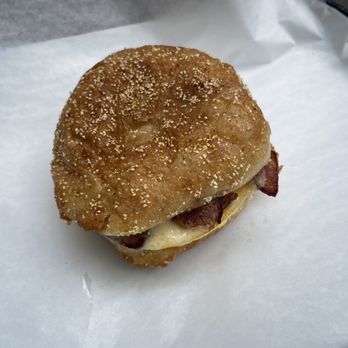 SIGNAL Coffee Roasters - Breakfast sandwich - Coffee & Tea Near Me - Alameda, California SIGNAL Coffee Roasters - Breakfast sandwich - Coffee & Tea Near Me - Alameda, California