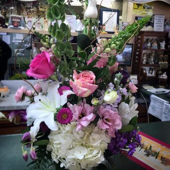 Cypress Florist - Beautiful birthday bouquet - Florists Near Me - Cypress, California Cypress Florist - Beautiful birthday bouquet - Florists Near Me - Cypress, California