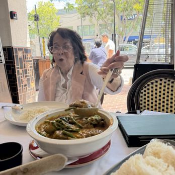 Avenida Restaurant - Karekare, tender beef with peanut sauce accompanied by bagoong on the side - Filipino Near Me - San Mateo, California Avenida Restaurant - Karekare, tender beef with peanut sauce accompanied by bagoong on the side - Filipino Near Me - San Mateo, California