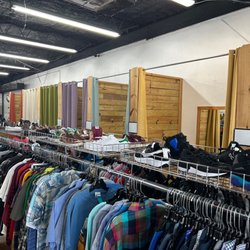 Threads - 6 dressing rooms