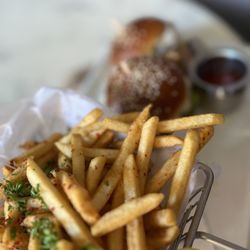 Blue Daisy - Sliders and fries