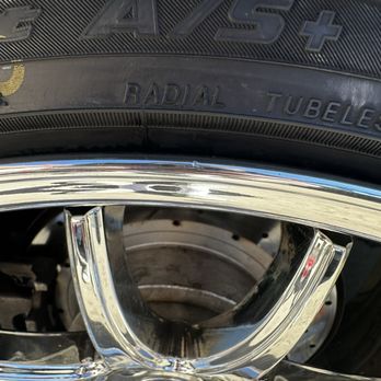 1. Johnnys Tires Shop