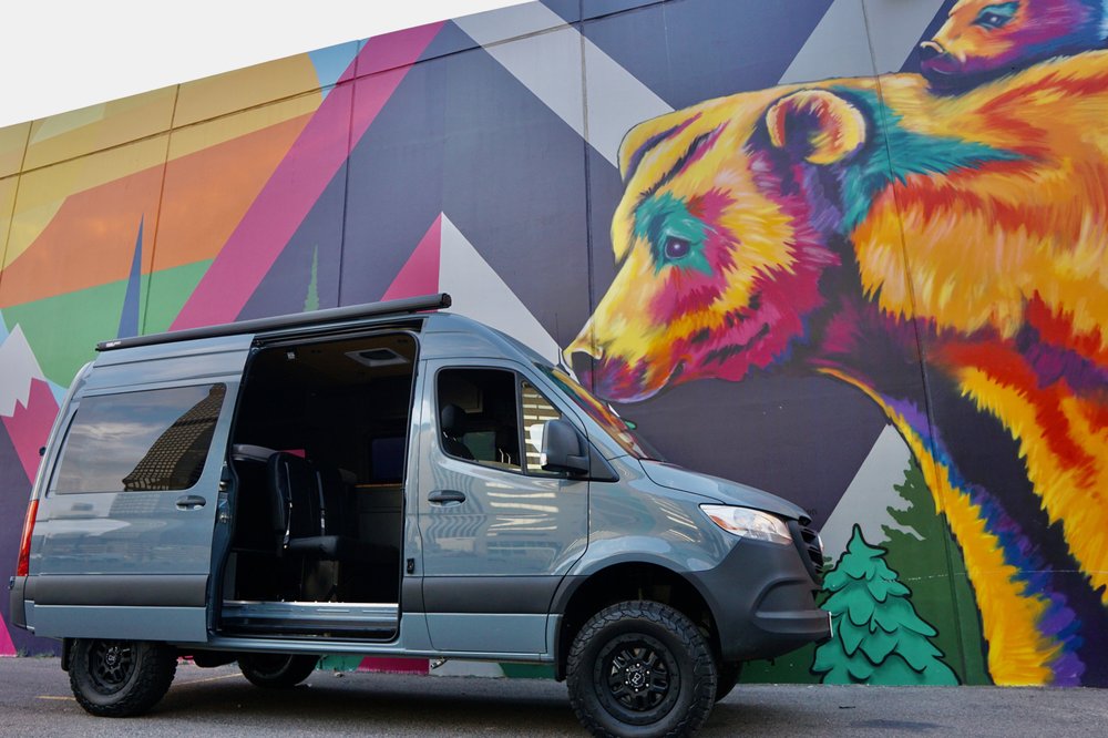 Denver Adventure Vans Logo