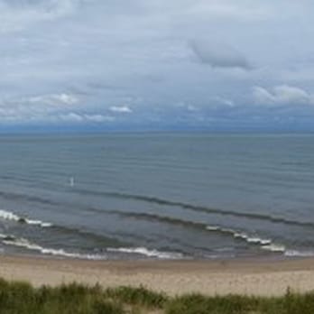 Oval Beach - B-E-A-U-T-I-F-U-L - Beaches Near Me - Saugatuck, Michigan