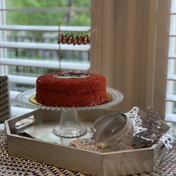 Dolci Gelati - Strawberry Buttercream Cake! - Gelato Near Me - Washington, DC, District of Columbia