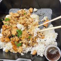 Rokkos - Chicken teriyaki with rice