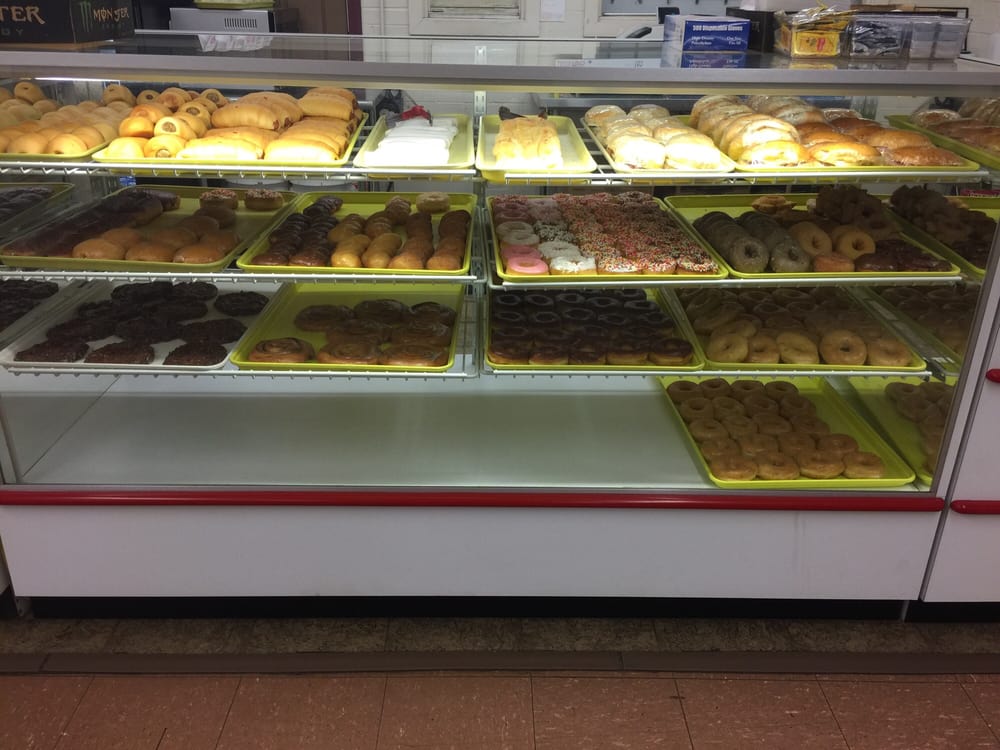 SUPER DONUT Updated August 2024 701 N Saint Mary St, Carthage