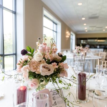 Blooming Flowers - Florists Near Me - Elk Grove Village, Illinois