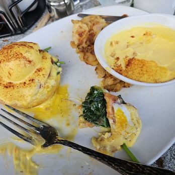 Sunrise Cafe - Florentine Benedict. - American Near Me - Monterey, California Sunrise Cafe - Florentine Benedict. - American Near Me - Monterey, California