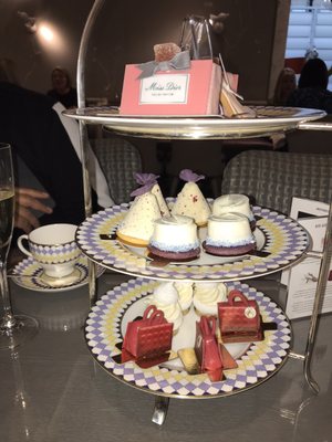 Prêt-à-Portea: Afternoon Tea at The Berkeley by null
