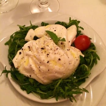 Le Julien - Burrata roquette - Lyonnais Near Me - Marseille, 13 Le Julien - Burrata roquette - Lyonnais Near Me - Marseille, 13