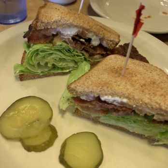 Summit Pancake House - BLT - Breakfast & Brunch Near Me - Snoqualmie Pass, Washington Summit Pancake House - BLT - Breakfast & Brunch Near Me - Snoqualmie Pass, Washington