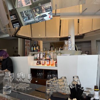 Pops for Champagne - Wine Bars Near Me - Chicago, Illinois