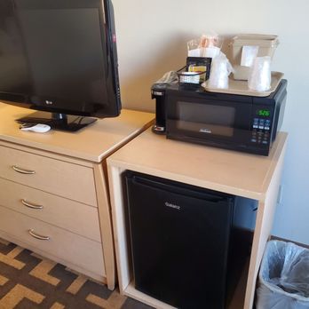 Quality Inn Petaluma - Sonoma - TV, fridge, microwave - Hotels Near Me - Petaluma, California Quality Inn Petaluma - Sonoma - TV, fridge, microwave - Hotels Near Me - Petaluma, California