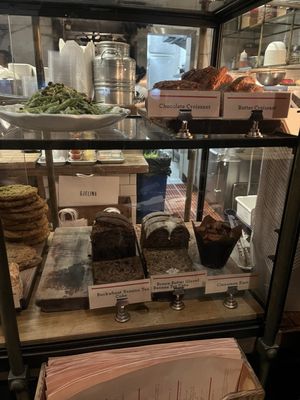 Gjelina Take Away by null