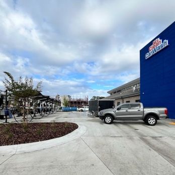 Mr. Clean Car Wash - View of building and cleaning stations - Car Wash Near Me - St. Augustine, Florida Mr. Clean Car Wash - View of building and cleaning stations - Car Wash Near Me - St. Augustine, Florida
