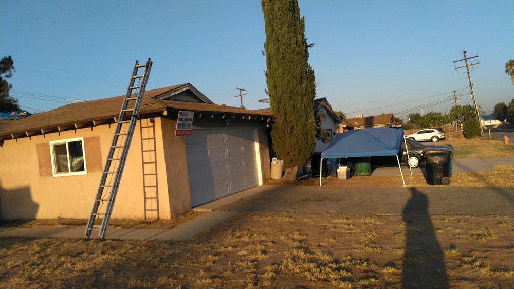 Slide of Bob's Roofing & Handyman