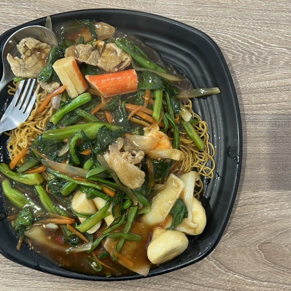 Dakao My Vi - mì xào thập cẩm: combination stir fried noodles with pork, liver, shrimp, squid, imitation crab, and fish balls = $14.99 - Chinese Near Me - Garden Grove, California Dakao My Vi - mì xào thập cẩm: combination stir fried noodles with pork, liver, shrimp, squid, imitation crab, and fish balls = $14.99 - Chinese Near Me - Garden Grove, California