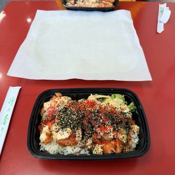 PokiTomik - Regular Bowl - Poke Near Me - Valley Glen, California PokiTomik - Regular Bowl - Poke Near Me - Valley Glen, California