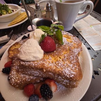 Urth Caffé - Orange - French Toast - Coffee & Tea Near Me - Orange, California