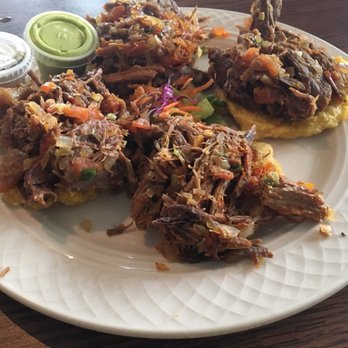 La Antioquena Restaurant - Tostones w/ shredded beef - Colombian Near Me - Lake Mary, Florida La Antioquena Restaurant - Tostones w/ shredded beef - Colombian Near Me - Lake Mary, Florida