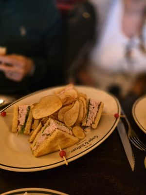 Gage & Tollner by null