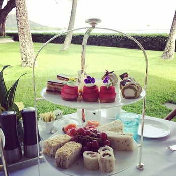 Halekulani Afternoon Tea - Tea with a view - Tea Rooms Near Me - Honolulu, Hawaii