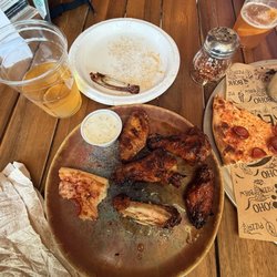 Chicken wings rock!