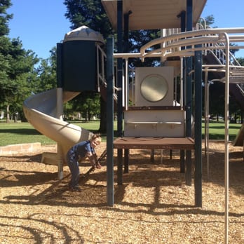 Glancy Oaks Park - Parks Near Me - Carmichael, California Glancy Oaks Park - Parks Near Me - Carmichael, California