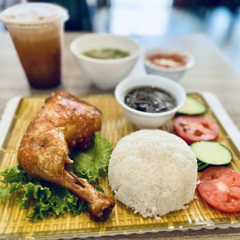 KJB Pho and Eggrolls - 27. Crispy Fried Chicken With Steamed Rice  soooo good!!! - Vietnamese Near Me - Costa Mesa, California