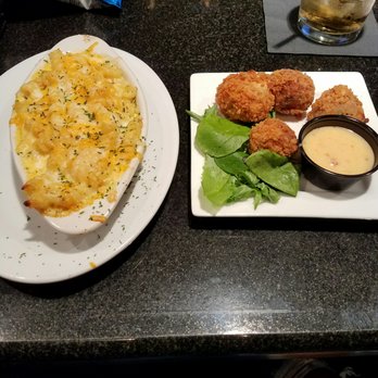 Don's Restaurant - Mac cheese & Salmon bites - Lounges Near Me - Charlotte, North Carolina Don's Restaurant - Mac cheese & Salmon bites - Lounges Near Me - Charlotte, North Carolina