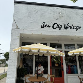 Sea City Vintage - Antiques Near Me - Atlantic Beach, New York Sea City Vintage - Antiques Near Me - Atlantic Beach, New York