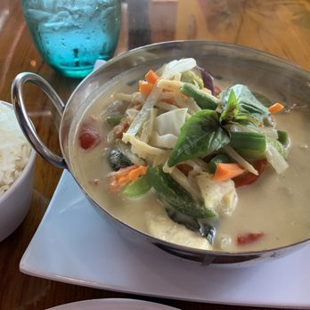 Chai Thai - Veg Green Curry with Thai Jasmine Rice - Thai Near Me - Plainfield, Illinois