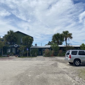Down Under Restaurant - Down Under Restaurant - front of the building - Seafood Near Me - Fernandina Beach, Florida