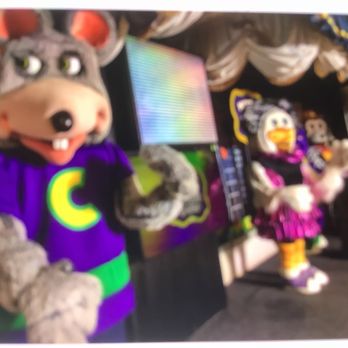 Chuck E. Cheese - These are some of the animatronics (Chuck. E, Helen Henny, Jasper the dog) - Pizza Near Me - Northridge, California
