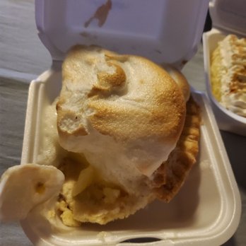 Pieloon - Lemon meringue - American Near Me - Downey, California Pieloon - Lemon meringue - American Near Me - Downey, California