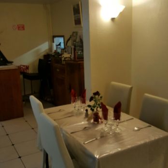 Au Bon Petit Bailly - Restaurants Near Me - Bailly Romainvilliers, 77 Au Bon Petit Bailly - Restaurants Near Me - Bailly Romainvilliers, 77