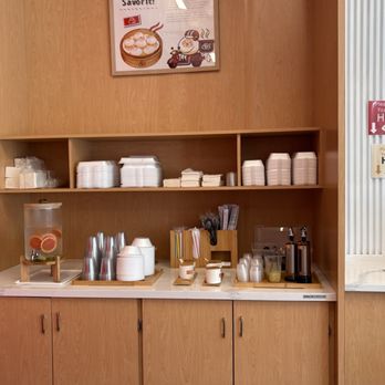 Nan Xiang Express - Water and condiments station - Shanghainese Near Me - Houston, Texas Nan Xiang Express - Water and condiments station - Shanghainese Near Me - Houston, Texas