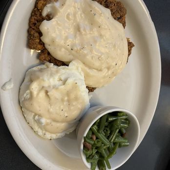Oscar's Classic Diner - Chicken Harry S. Truman - Country Fried Steak - Diners Near Me - Jefferson City, Missouri