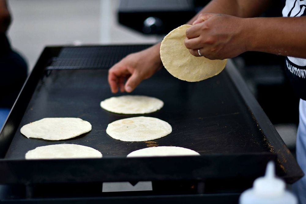 Los Jefes: Next Level Eats