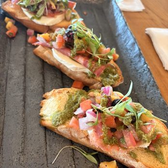 Scarlet Kitchen & Bar - Summer Cuban Crostini - Breakfast & Brunch Near Me - Red Wing, Minnesota Scarlet Kitchen & Bar - Summer Cuban Crostini - Breakfast & Brunch Near Me - Red Wing, Minnesota