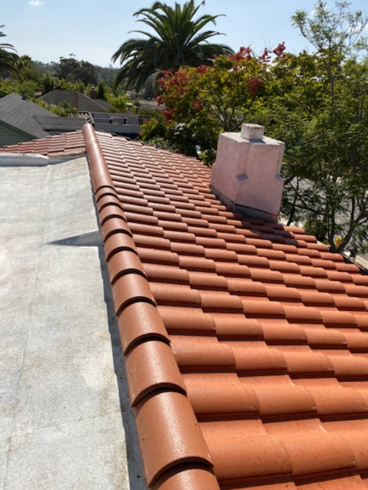 Slide of Eberhard Benton Roofing