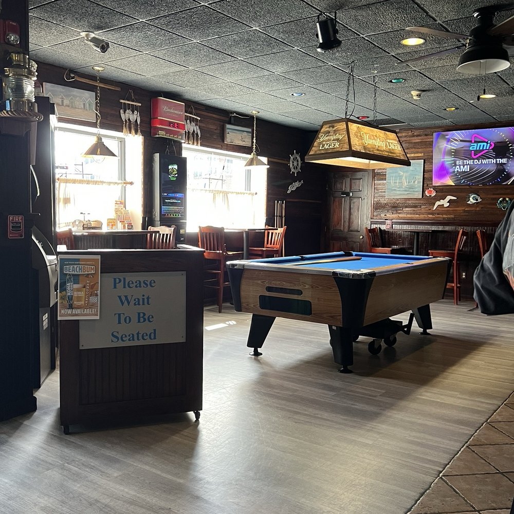 Crabby Al's - Seafood Near Me - Thomaston, Connecticut