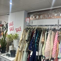 Shabi's - Pakistani Designer Wear
