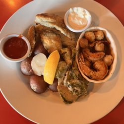 Fishwife Seafood Restaurant - Fishwife Seafood Combo Dinner