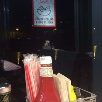 Eddie Rocket's - Diners Near Me - Dublin, D